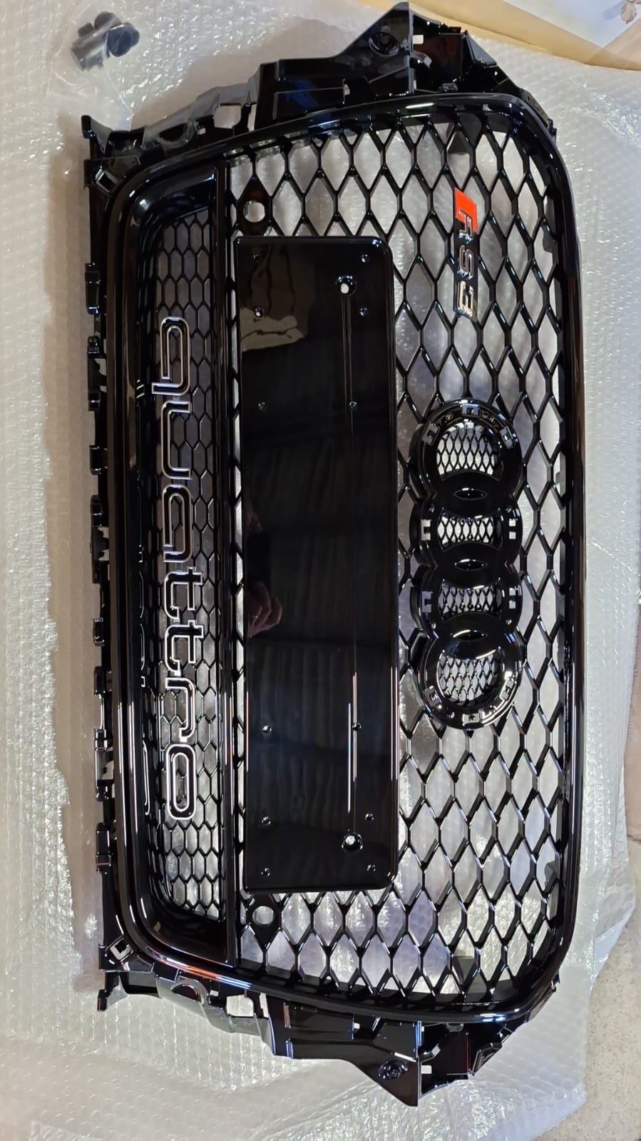 Atrapa grill Audi A3 2011-2015 8V przed liftingieml RS3 Black Quattro